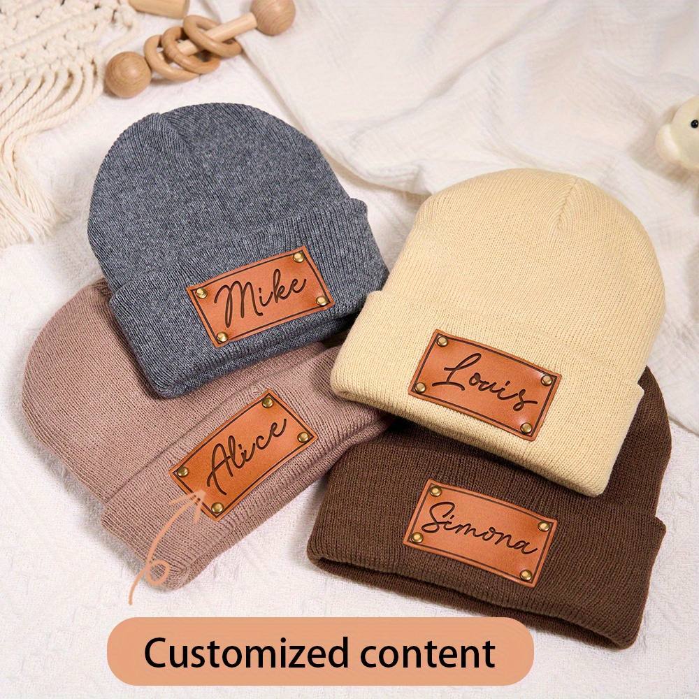 Knit Beanie Hat Warm - หมวกบีนนี่หนังแท้สั่งทำพิเศษ ปักชื่อได้ หมวกไหมพรมแบบมีขอบพับสำหรับฤดูหนาว พร้อมป้ายสลักชื่อ หมวกกันหนาวอบอุ่น ของขวัญวันเกิดสำหรับครอบครัว